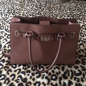 Michael kors handbag - pink color